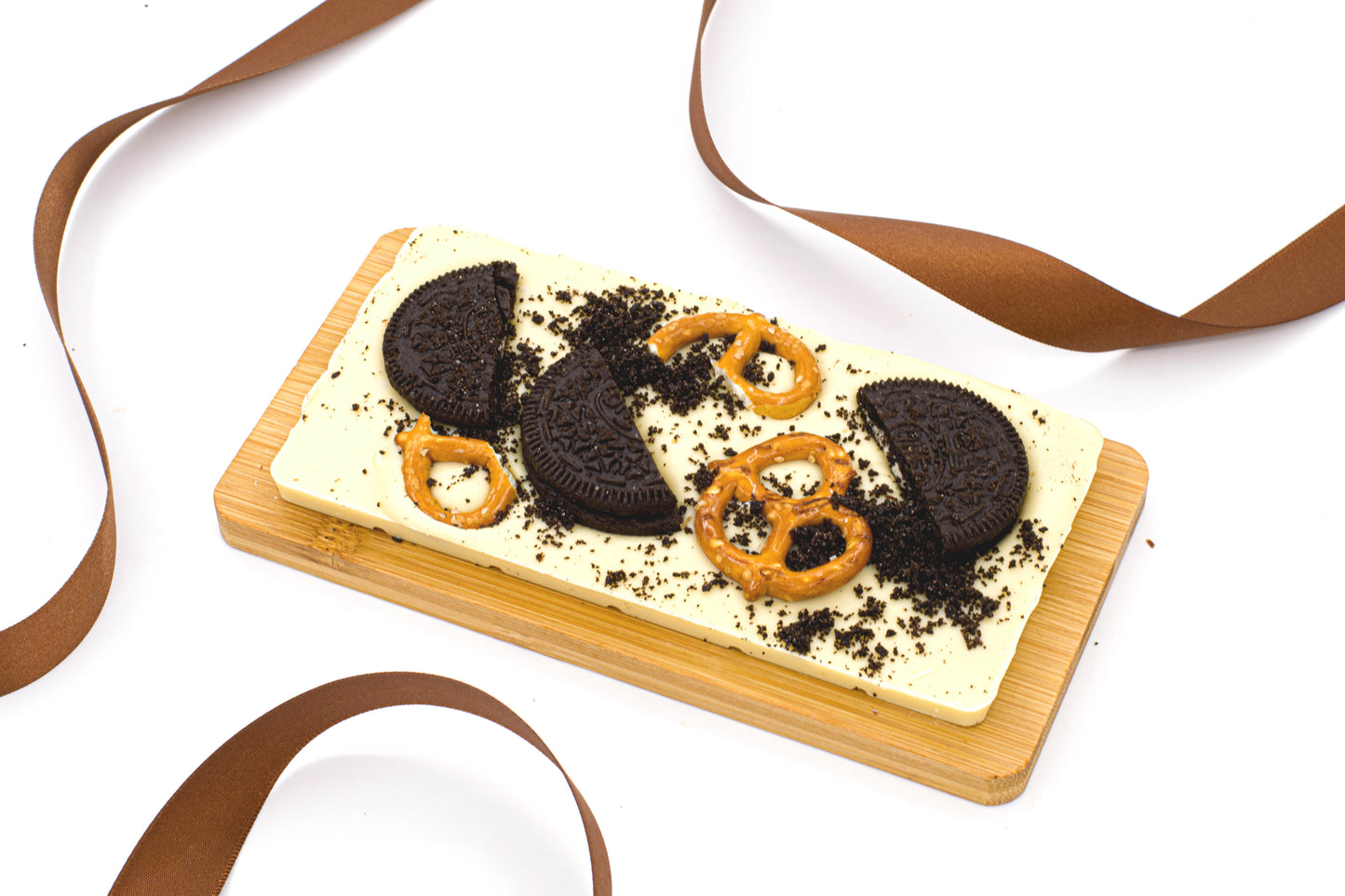 White Chocolate bars with Oreo Pretzel