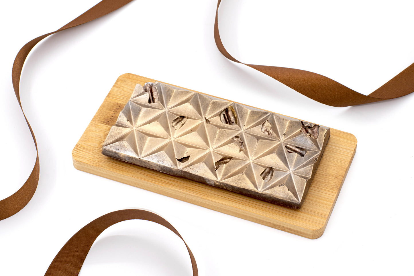 Dark Chocolate bars with Pecan