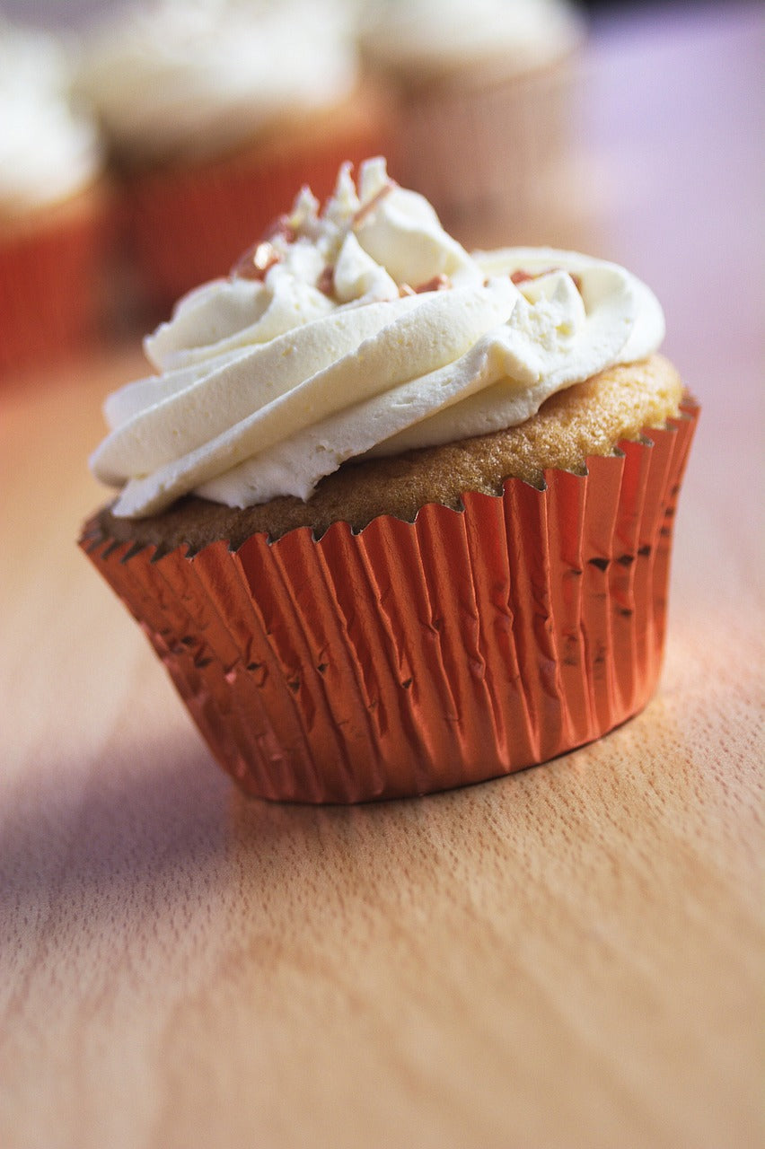 Cupcake delivery to Century City Westwood UCLA from Sweet Angeles