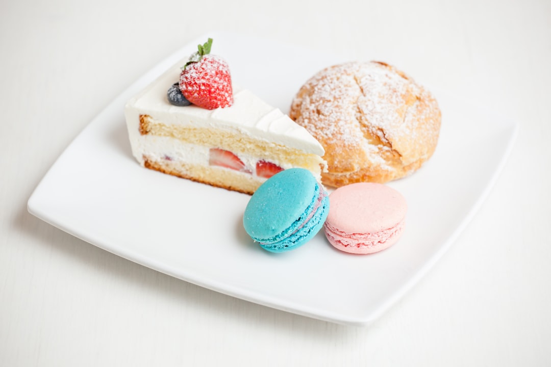 Custom Cake Delivery Los Angeles: From Design to Doorstep