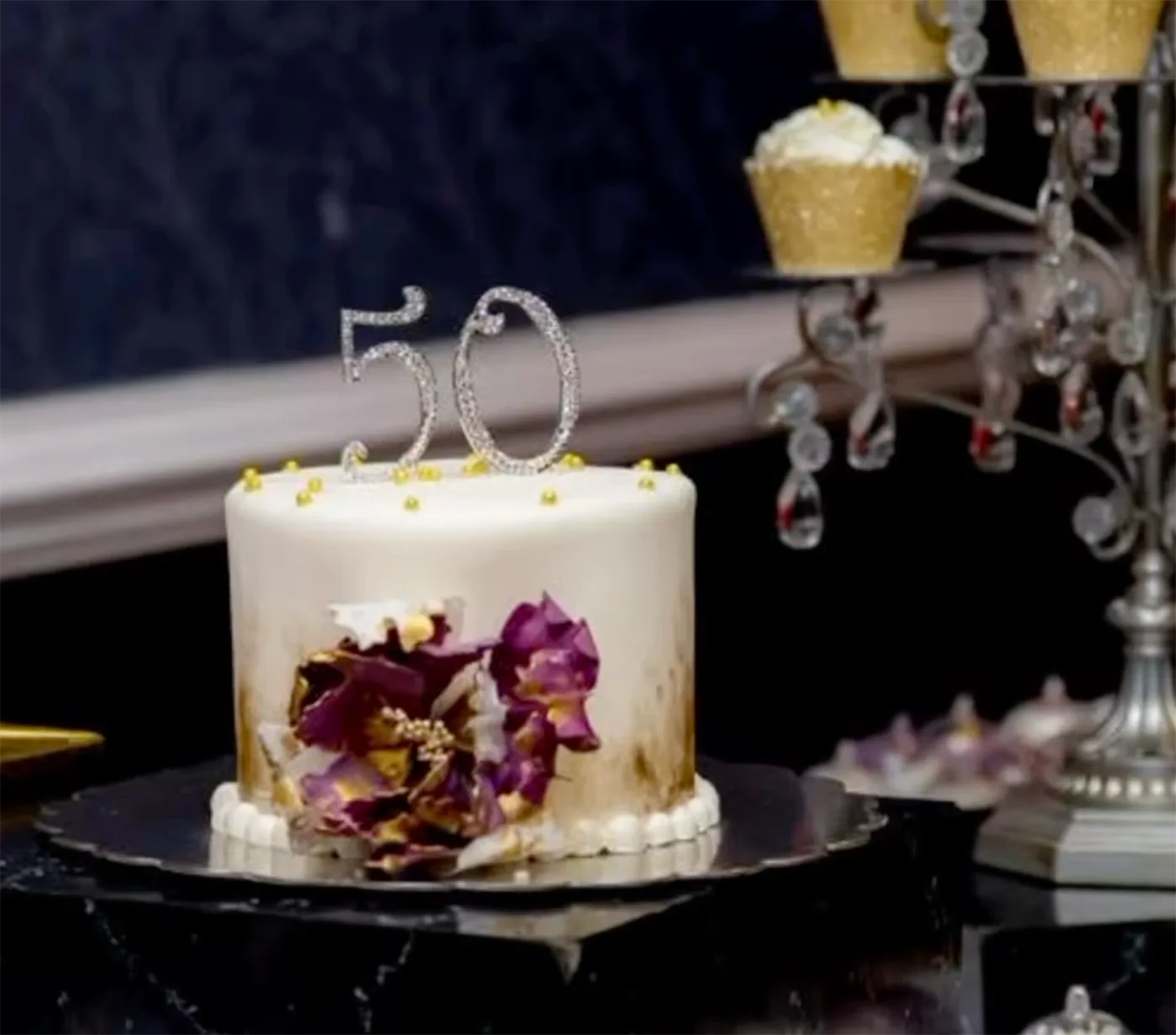 Small Cakes: Mini Cake Options for Intimate Celebrations